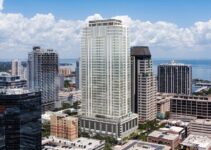 Condos de lujo en un edificio de 42 pisos en Tampa
